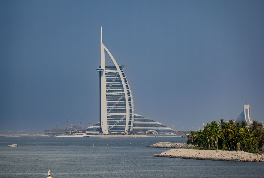 Burj Al Arab à beira-mar em Dubai
